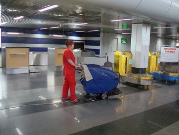 Уборка предприятий.
